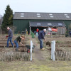 Vrijwilligers steken handen uit de mouwen