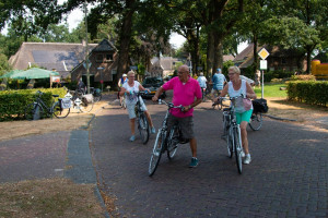 Fiets4daagse deed ook Sleen aan