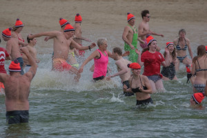 Nieuwsjaarduik Ermerstrand op 5 januari