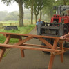 Feestelijke plaatsing 'picknicktafel' Diphoorn