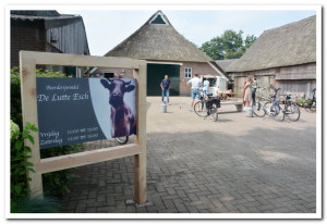 Boerderijwinkel De Lutte Esch geopend