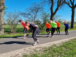 Workout met Pasen: 60 sporters aan de slag