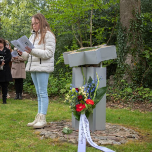 Overdracht joods monument Sleen