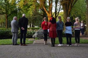 Dodenherdenking weer met publiek