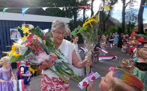 "De mooiste meid van Slien giet met pensioen"