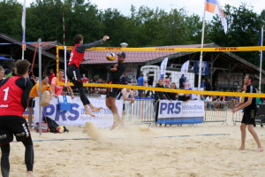 Ruim 400 teams tijdens Beachvolleybal