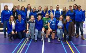 Slener volleyballers bezoeken oud-leden