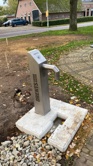 Watertappunt op Trambrink geplaatst