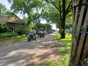 Motortoertocht voor herhaling vatbaar