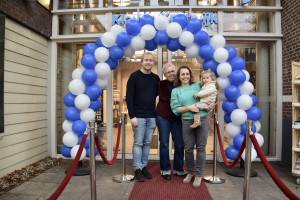 Vernieuwde Albert Heijn in Sleen heropend