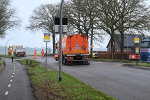 Aanrijding tussen twee vrachtwagens in Erm