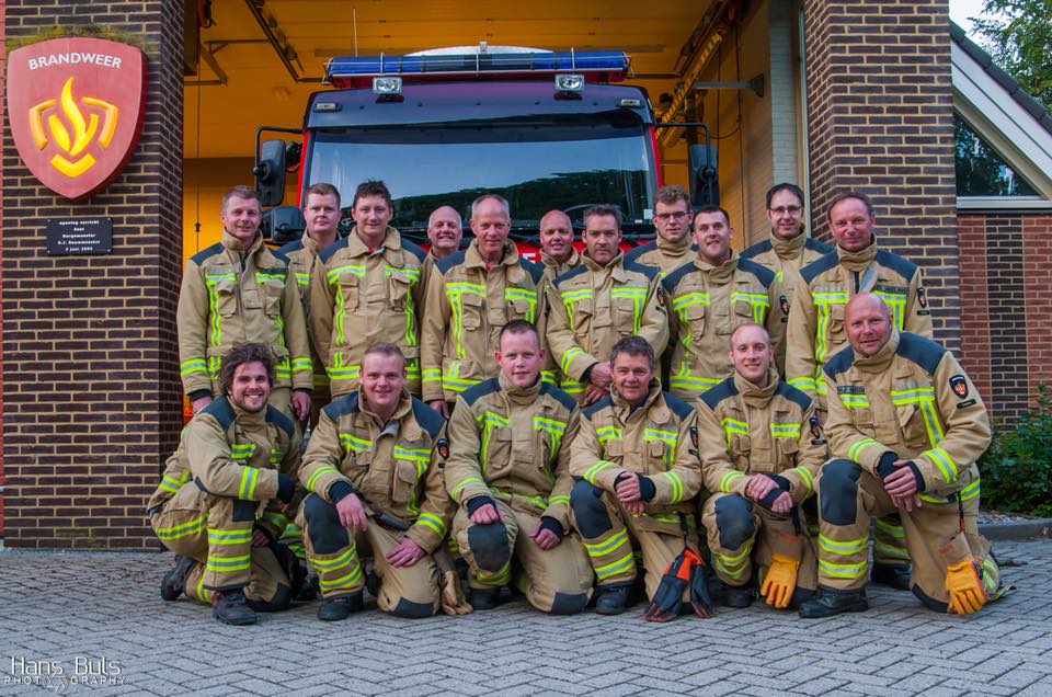 brandweer sleen groepsfoto 2.jpg