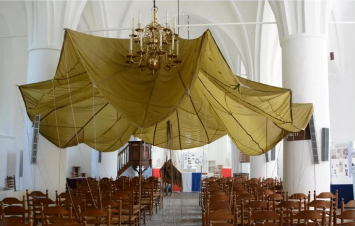 parachute dorpskerk.png